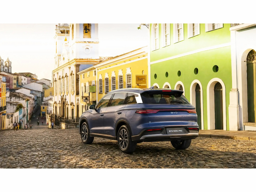 Foto do veículo BYD SONG PRO 1.5 DM-I FLEX PHEV GS AUTOMÁTICO 2027 0 KM 199.880,00