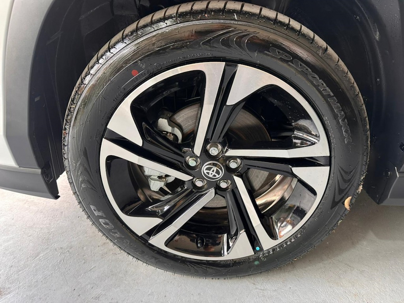 Foto do veículo TOYOTA YARIS CROSS 1.5 VVT-I HYBRID FLEX XRX CVT 2026 0 KM 177.890,00