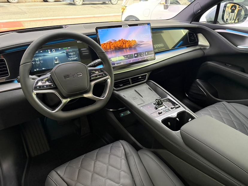 Foto do veículo BYD SEALION 7 82,5 KW ELÉTRICO AWD 2027 0 KM 319.900,00