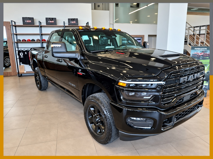 Foto do veículo RAM 3500 6.7 I6 TURBO DIESEL LARAMIE NIGHT EDITION CD 4X4  AUTOMÁTICO 2026 0 KM 531.900,00