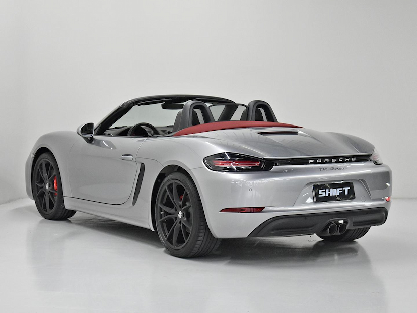 Foto do veículo PORSCHE 718  BOXSTER 2.0 300CV 2019 9.897 KM 505.000,00