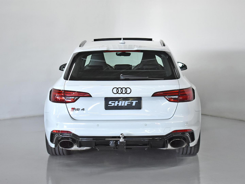 Foto do veículo AUDI RS4  AVANT 2.9TFSI TIPTRONIC QUATTRO 2019 59.545 KM 410.000,00