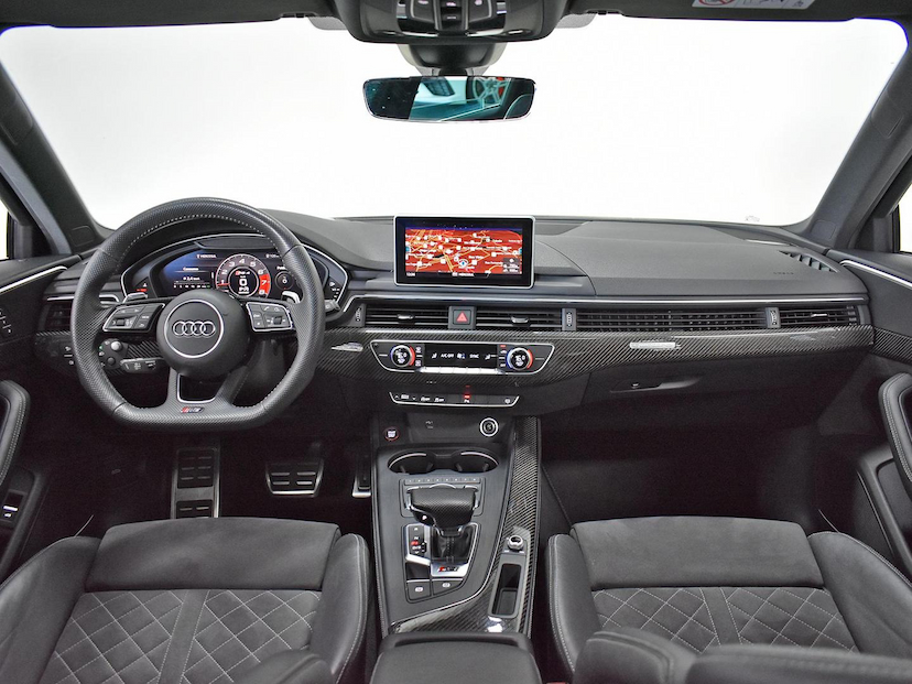 Foto do veículo AUDI RS4  AVANT 2.9TFSI TIPTRONIC QUATTRO 2019 59.545 KM 410.000,00