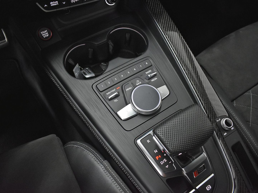 Foto do veículo AUDI RS4  AVANT 2.9TFSI TIPTRONIC QUATTRO 2019 59.545 KM 410.000,00