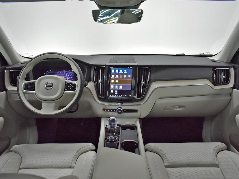 Foto do veículo VOLVO XC60 XC 60 T-8 ULTIMATE 2.0 AWD (HIBRIDO) 2024 5.054 KM 390.000,00