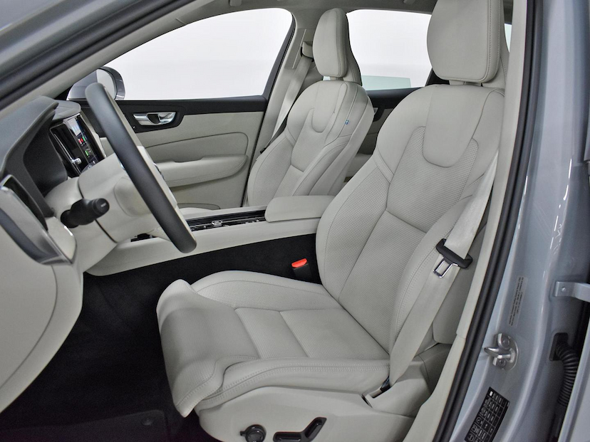 Foto do veículo VOLVO XC60 XC 60 T-8 ULTIMATE 2.0 AWD (HIBRIDO) 2024 5.054 KM 390.000,00