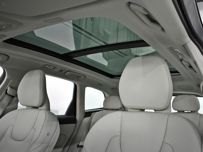 Foto do veículo VOLVO XC60 XC 60 T-8 ULTIMATE 2.0 AWD (HIBRIDO) 2024 5.054 KM 390.000,00