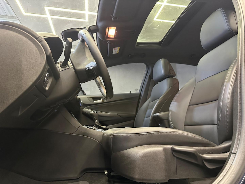 Foto do veículo CHEVROLET CRUZE  SPORT LTZ 1.4 16V TB FLEX 5P AUT. 2022 20.883 KM 119.900,00