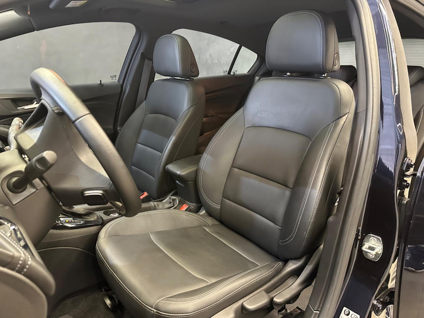Foto do veículo CHEVROLET CRUZE  SPORT LTZ 1.4 16V TB FLEX 5P AUT. 2022 20.883 KM 119.900,00