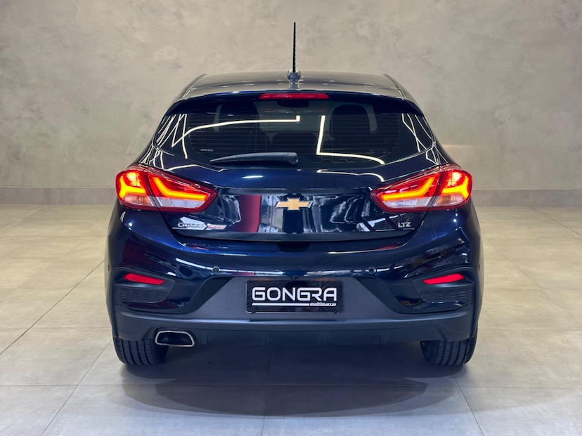 Foto do veículo CHEVROLET CRUZE  SPORT LTZ 1.4 16V TB FLEX 5P AUT. 2022 20.883 KM 119.900,00