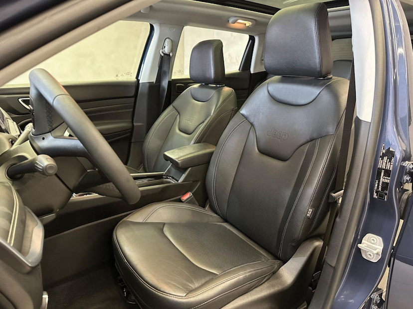 Foto do veículo JEEP COMPASS  S 4XE HIBRIDO 2022 43.511 KM 189.900,00