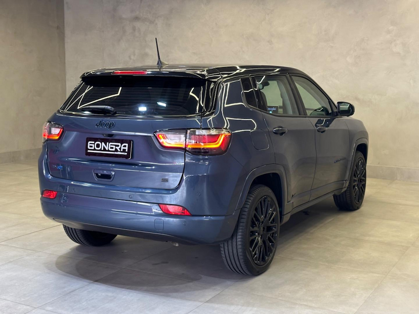 Foto do veículo JEEP COMPASS  S 4XE HIBRIDO 2022 43.511 KM 189.900,00