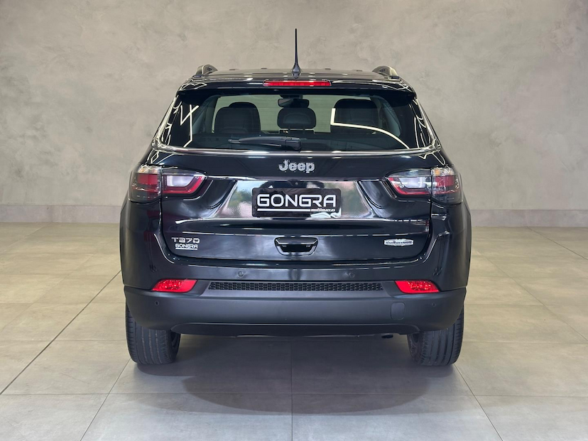 Foto do veículo JEEP COMPASS  LONG TF 2022 46.036 KM 132.900,00