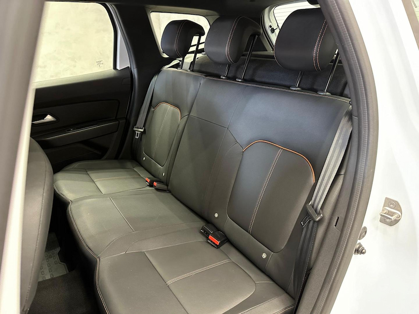 Foto do veículo RENAULT DUSTER  ICONIC 1.3 TB 16V FLEX AUT. 2025 6.079 KM 124.900,00