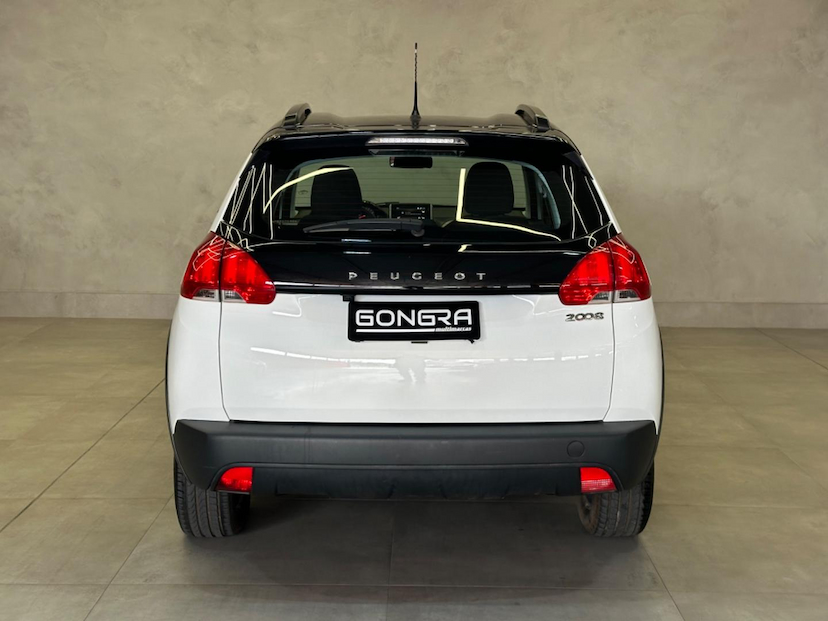Foto do veículo PEUGEOT 2008  ALLURE EAT6 2023 28.191 KM 84.900,00