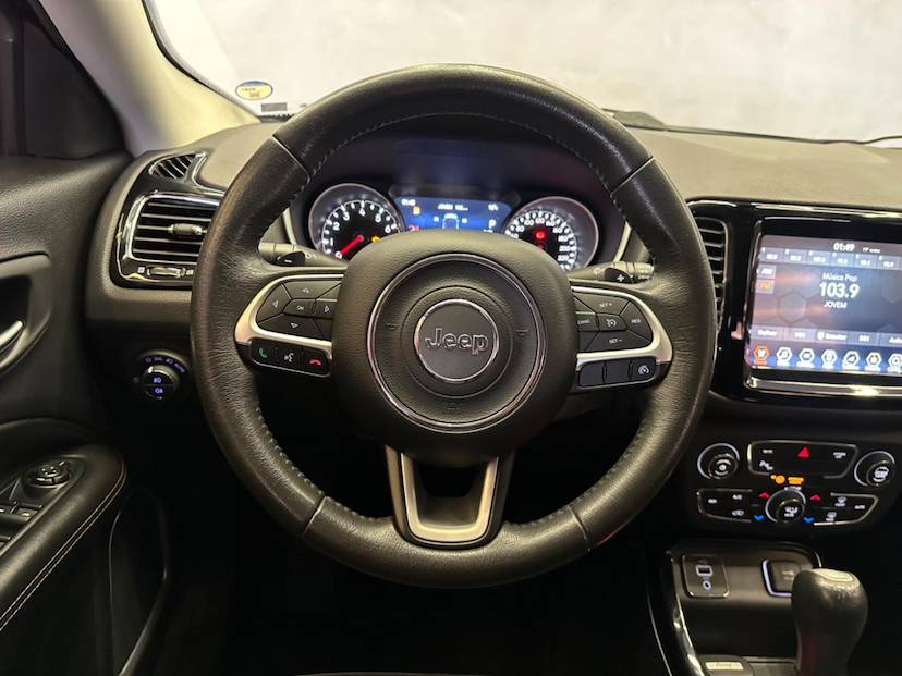 Foto do veículo JEEP COMPASS  LIMITED 2.0 4X2 FLEX 16V AUT 2018 96.248 KM 92.900,00