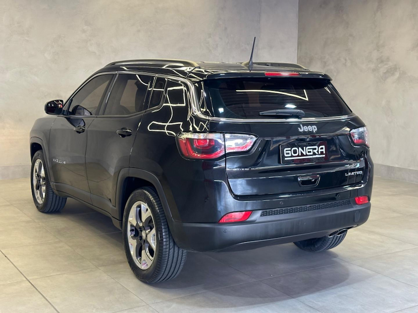 Foto do veículo JEEP COMPASS  LIMITED 2.0 4X2 FLEX 16V AUT 2018 96.248 KM 92.900,00