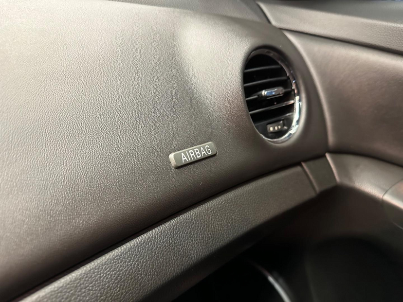 Foto do veículo CHEVROLET CRUZE  1.8 LT 16V FLEX 4P AUTOMÁTICO 2014 118.000 KM 64.900,00