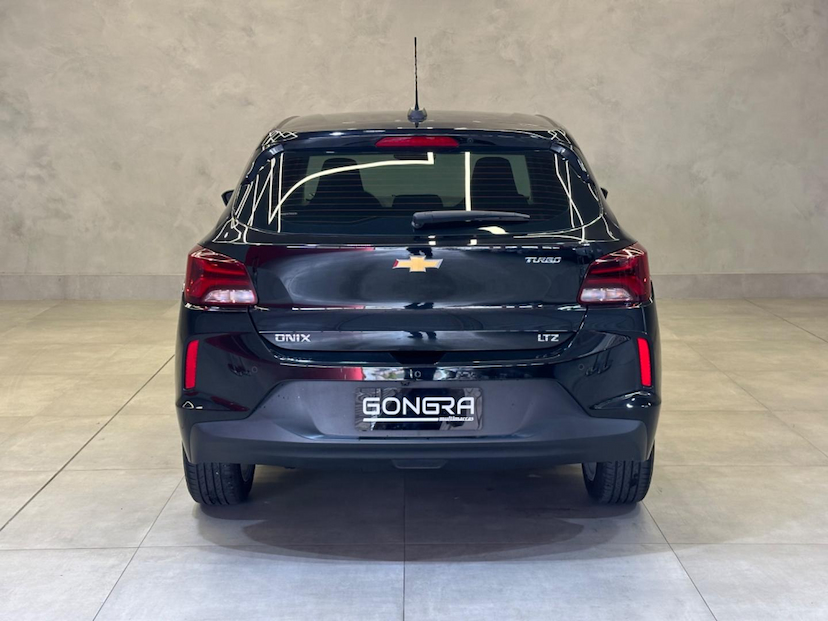 Foto do veículo CHEVROLET ONIX  1.0 TAT LTZ 2023 19.500 KM 89.900,00