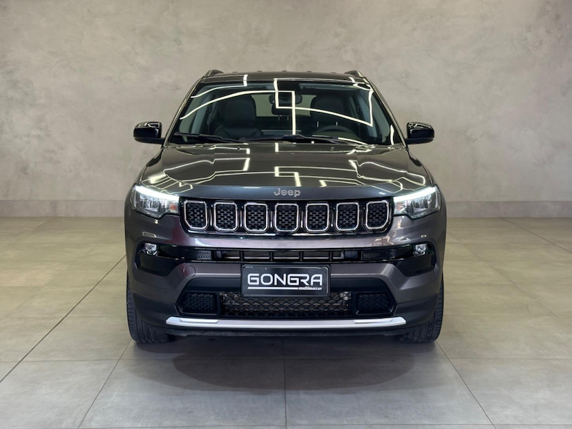 Foto do veículo JEEP COMPASS  LONG TF 2023 15.122 KM 146.900,00