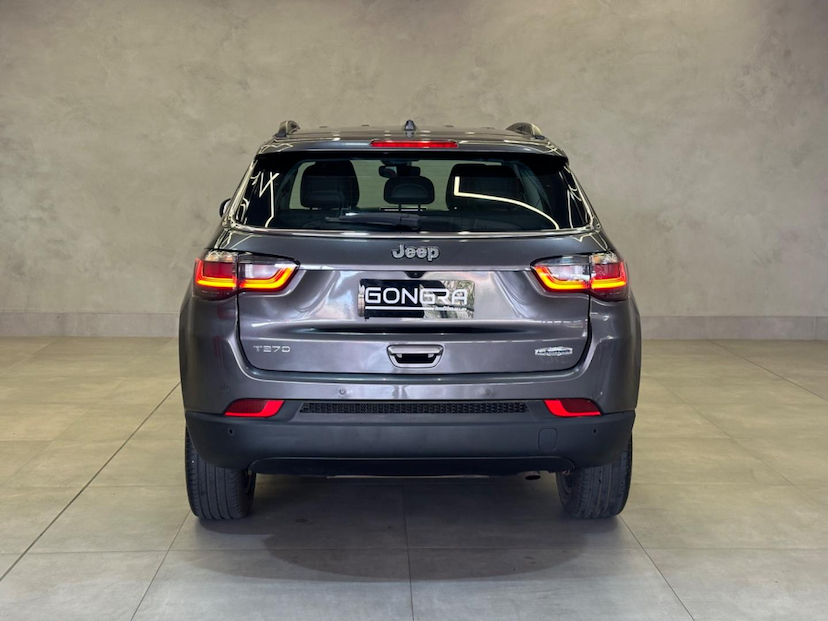 Foto do veículo JEEP COMPASS  LONG TF 2023 15.122 KM 146.900,00