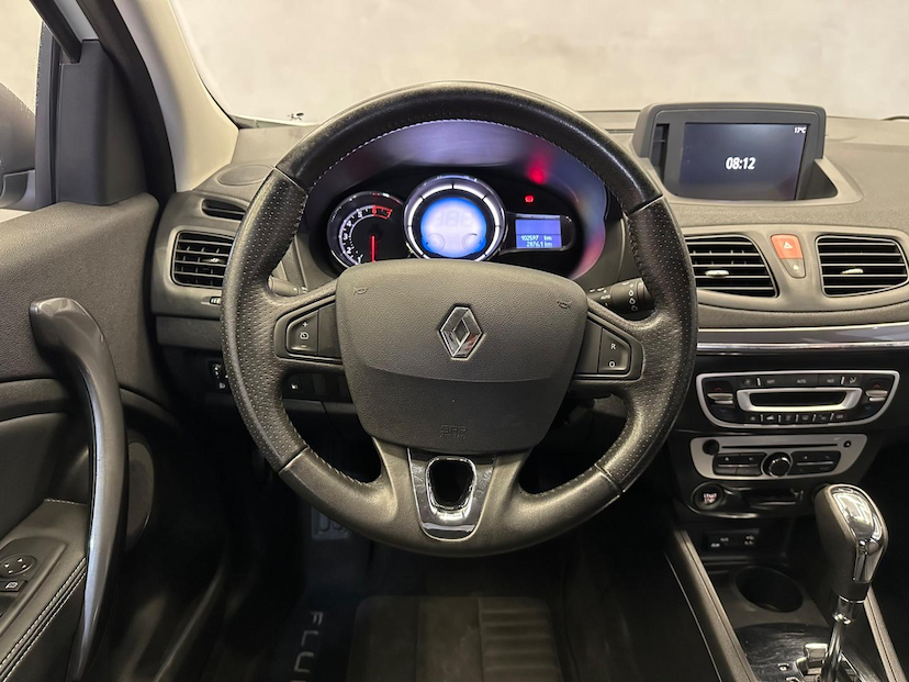 Foto do veículo RENAULT FLUENCE  DYN PL 2016 102.548 KM 54.900,00