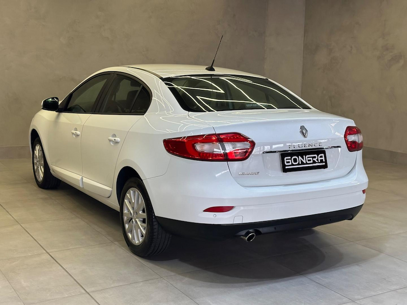 Foto do veículo RENAULT FLUENCE  DYN PL 2016 102.548 KM 54.900,00