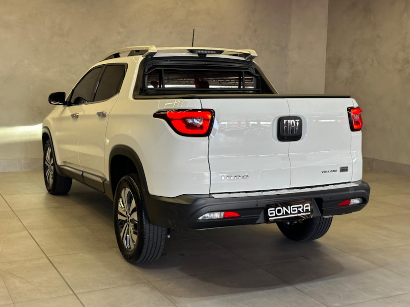 Foto do veículo FIAT TORO  1.3 TURBO 270 FLEX VOLCANO AT6 2022 42.386 KM 129.900,00