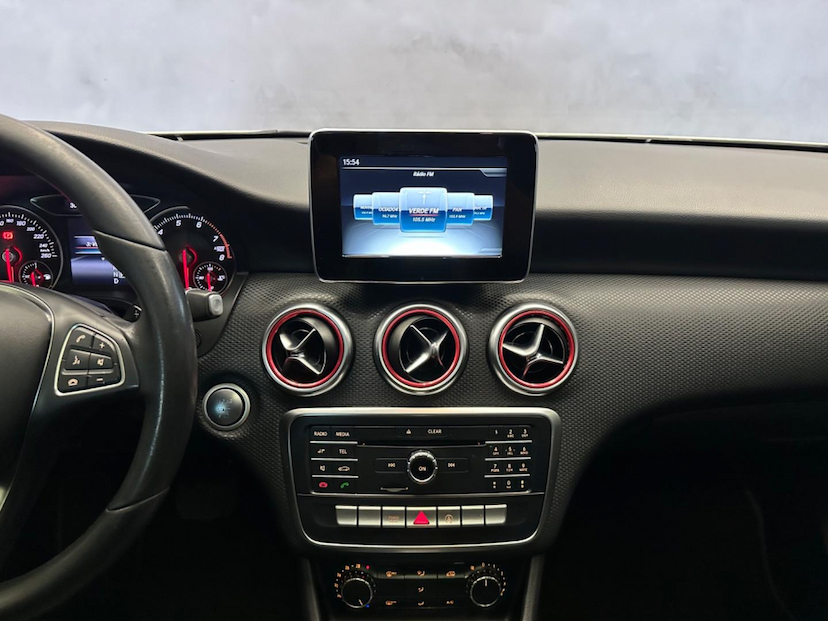 Foto do veículo MERCEDES-BENZ A 200 FF 2018 107.113 KM 105.900,00