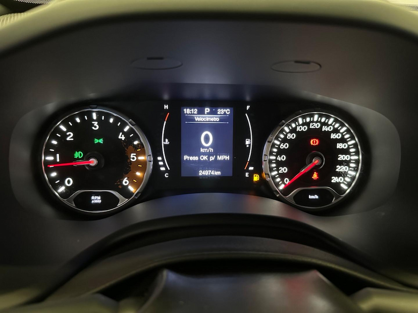 Foto do veículo JEEP RENEGADE  LNGTD AT D 2020 24.963 KM 108.900,00