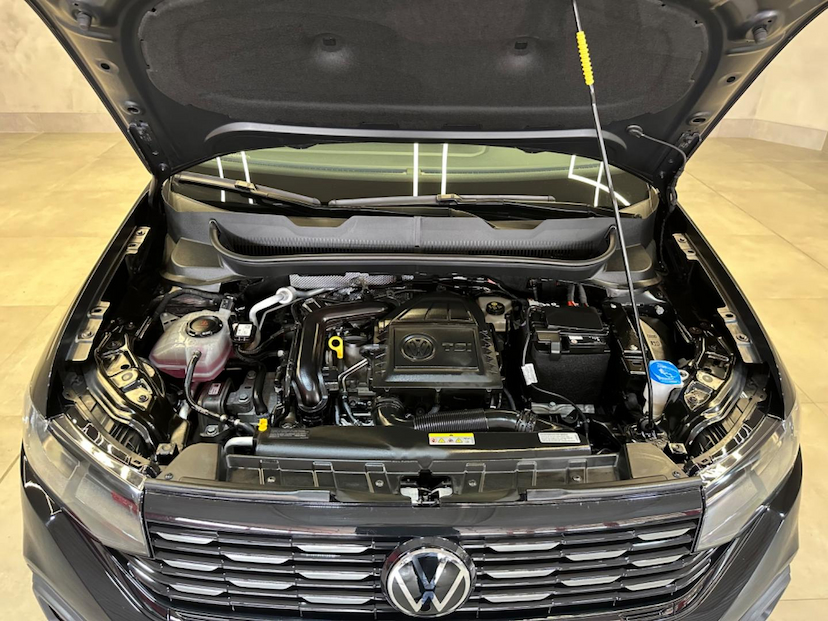 Foto do veículo VOLKSWAGEN T-CROSS T CROSS CL TSI AD 2023 21.695 KM 115.900,00