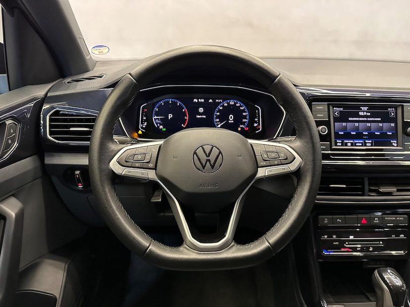 Foto do veículo VOLKSWAGEN T-CROSS T CROSS CL TSI AD 2024 25.234 KM 114.900,00