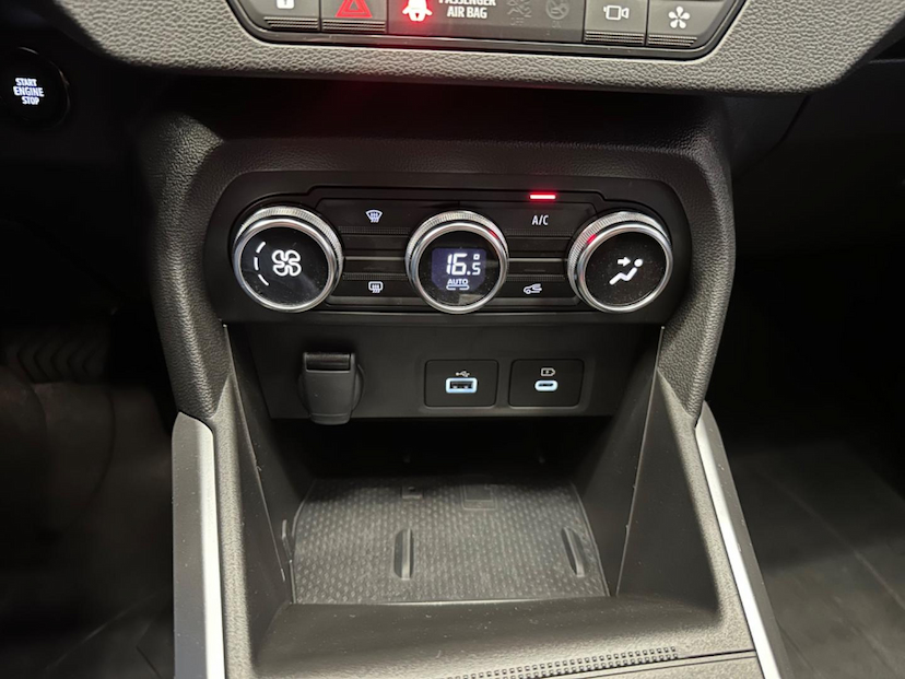 Foto do veículo RENAULT KARDIAN  PREM. ED FLEX 1.0 TB 12V 5P AUT. 2025 5.909 KM 122.900,00