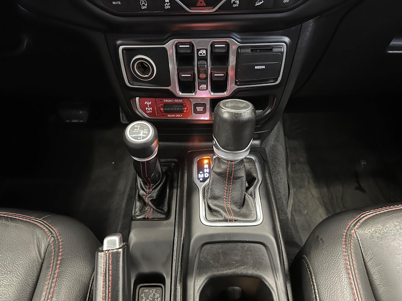 Foto do veículo JEEP WRANGLER  RUBICON 2.0 TURBO 4X4 4P AUT. 2020 18.560 KM 329.900,00