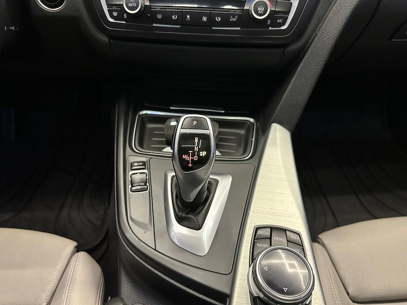 Foto do veículo BMW 328I  3A51 2014 101.913 KM 108.900,00