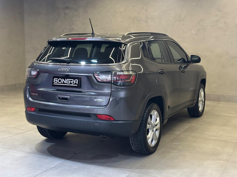 Foto do veículo JEEP COMPASS  LONG TF 2022 88.563 KM 119.900,00