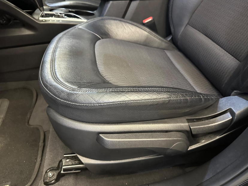 Foto do veículo HYUNDAI IX35 IX 35 B 2015 53.331 KM 76.900,00