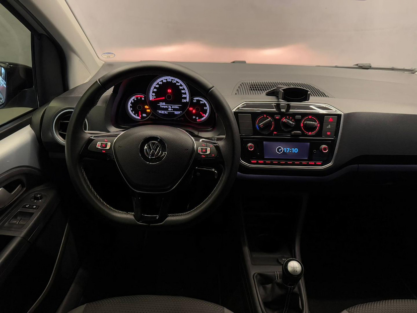 Foto do veículo VOLKSWAGEN UP  EXTREME 1.0 TSI 2020 78.012 KM 69.900,00