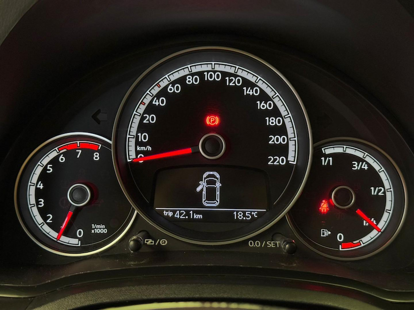 Foto do veículo VOLKSWAGEN UP  EXTREME 1.0 TSI 2020 78.012 KM 69.900,00