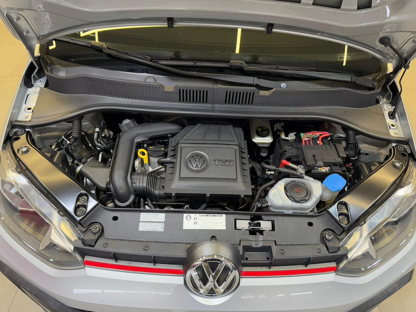 Foto do veículo VOLKSWAGEN UP  EXTREME 1.0 TSI 2020 78.012 KM 69.900,00