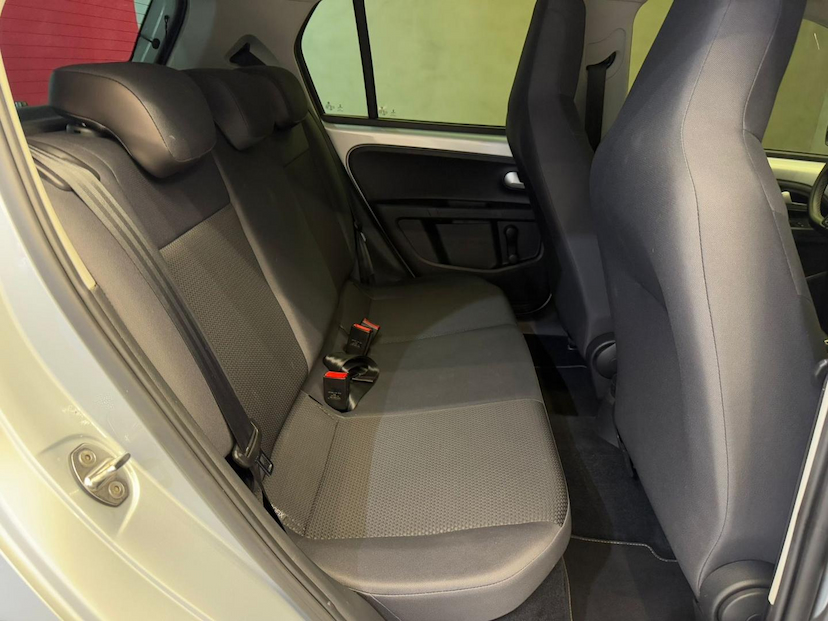 Foto do veículo VOLKSWAGEN UP  EXTREME 1.0 TSI 2020 78.012 KM 69.900,00