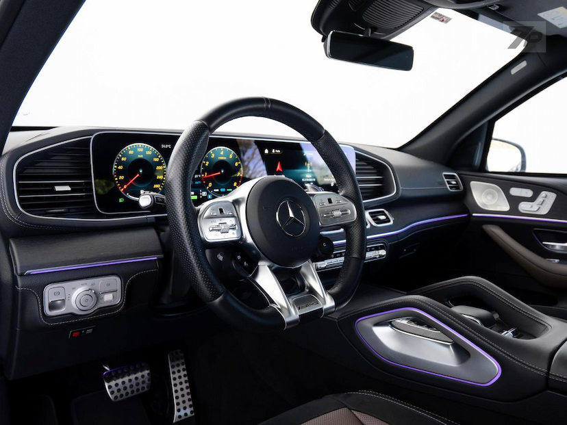 Foto do veículo MERCEDES-BENZ GLE 53 AMG  3.0 L6 GASOLINA 4MATIC+ 9G-TRONIC 2022 23.010 KM 685.000,00