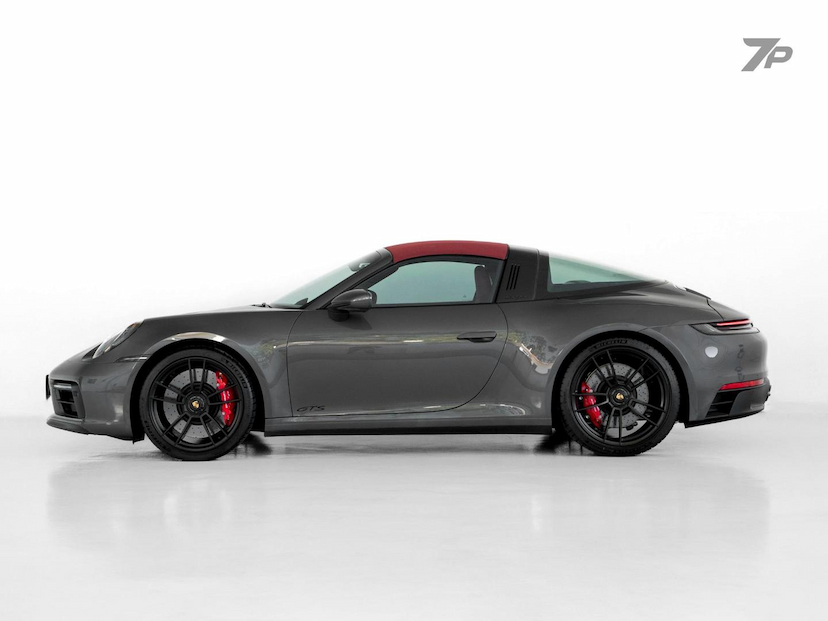 Foto do veículo PORSCHE 911  TARGA 4GTS 2024 441 KM 1.368.500,00