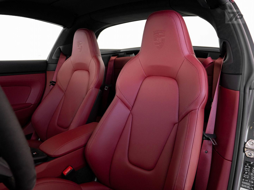 Foto do veículo PORSCHE 911  TARGA 4GTS 2024 441 KM 1.368.500,00