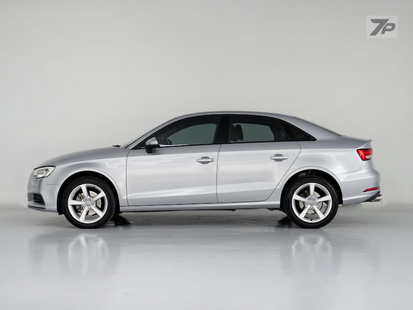 Foto do veículo AUDI A3 AUD LM 150CV 2017 89.255 KM 86.900,00