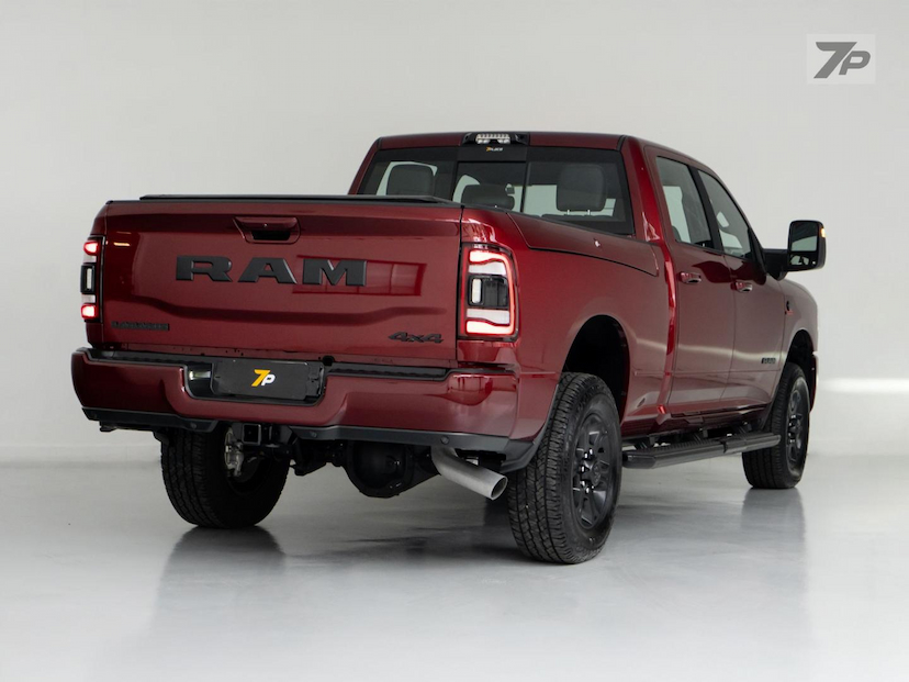 Foto do veículo RAM 3500  LARAMIE 6.7 NIGHT EDITION CD 4X4 DIE 2024 2.601 KM 455.000,00