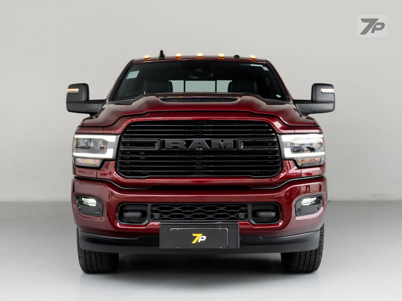 Foto do veículo RAM 3500  LARAMIE 6.7 NIGHT EDITION CD 4X4 DIE 2024 2.601 KM 455.000,00