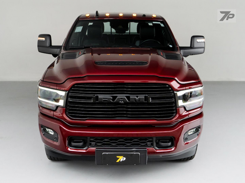Foto do veículo RAM 3500  LARAMIE 6.7 NIGHT EDITION CD 4X4 DIE 2024 2.601 KM 455.000,00