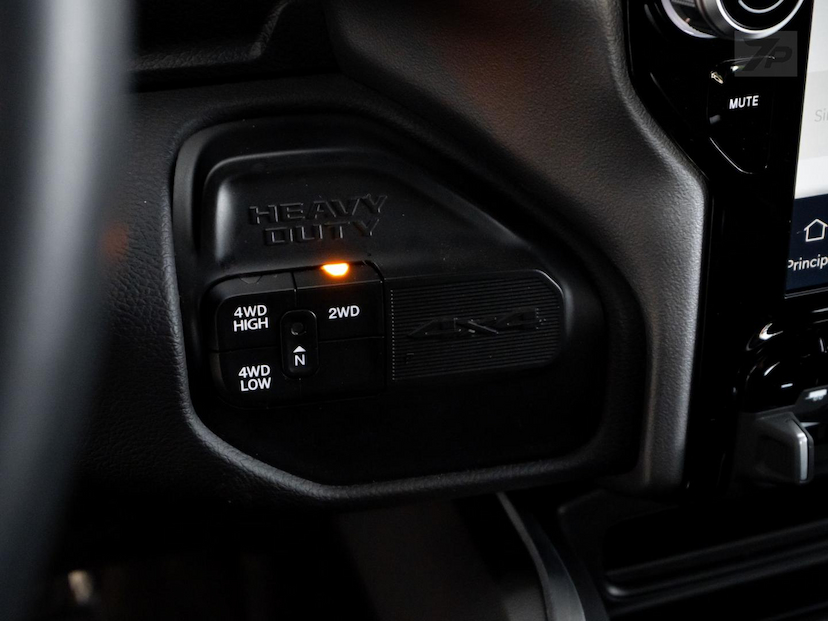Foto do veículo RAM 3500  LARAMIE 6.7 NIGHT EDITION CD 4X4 DIE 2024 2.601 KM 455.000,00