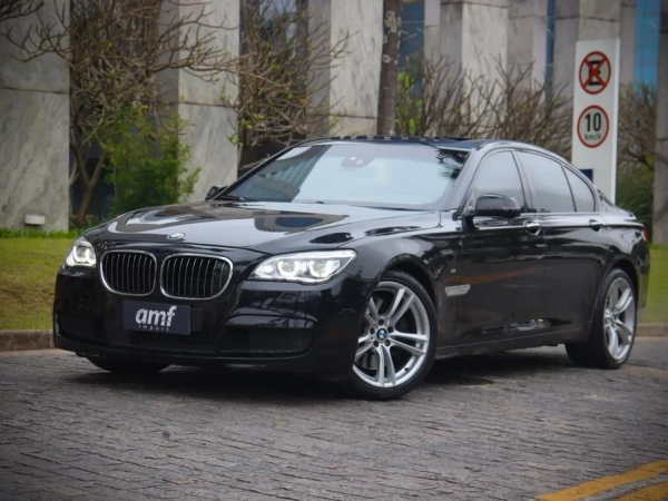 Foto do veículo BMW 750i 4.4 M SPORT SEDAN V8 32V GASOLINA 4P AUTOMÁTICO 2013/2014 54.000 KM R$ 165.000,00
